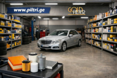 Mercedes Benz E class W212 E300, E350 CDI / BlueEFFICIENCY  / Bluetec